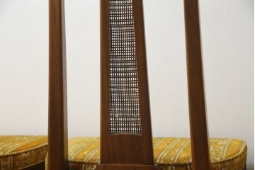 中古　DREXEL HERITAGE(ドレクセルヘリテイジ)　TRIUNE(トライユン)　クラシカルなデザインが魅力的なダイニングチェア4脚セット(サイドチェア、椅子、イス)(R-071461)