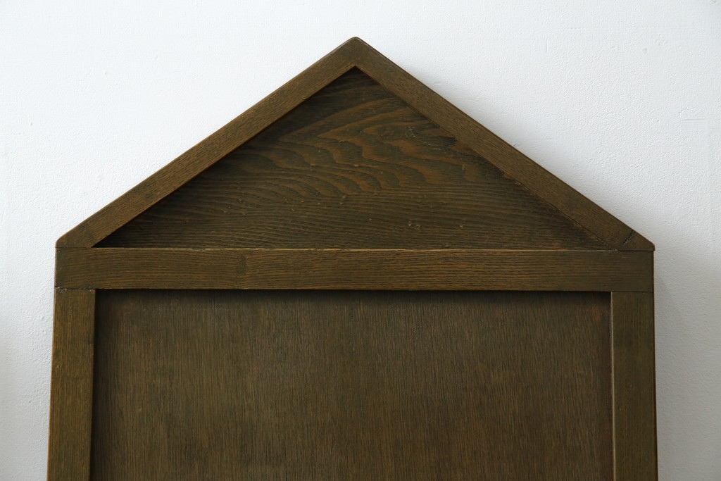 和製アンティーク　タモ材　ラワン材　ノスタルジックな雰囲気漂う古い教会のアームチェア2脚セット　(R-071466)