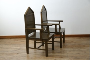 和製アンティーク　タモ材　ラワン材　ノスタルジックな雰囲気漂う古い教会のアームチェア2脚セット　(R-071466)