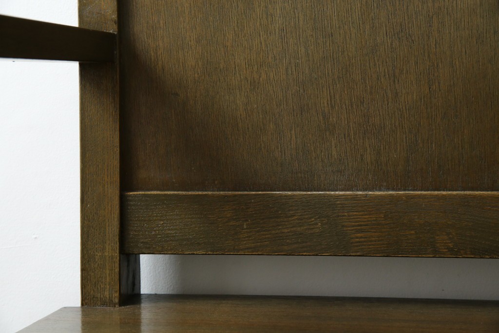 和製アンティーク　タモ材　ラワン材　ノスタルジックな雰囲気漂う古い教会のアームチェア2脚セット　(R-071466)