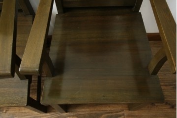 和製アンティーク　タモ材　ラワン材　ノスタルジックな雰囲気漂う古い教会のアームチェア2脚セット　(R-071466)