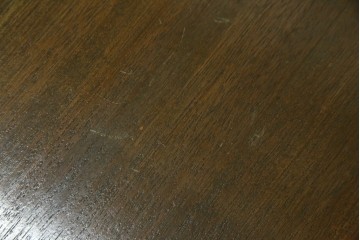 和製アンティーク　タモ材　ラワン材　ノスタルジックな雰囲気漂う古い教会のアームチェア2脚セット　(R-071466)