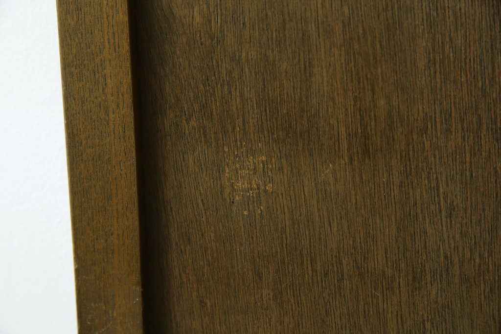 和製アンティーク　タモ材　ラワン材　ノスタルジックな雰囲気漂う古い教会のアームチェア2脚セット　(R-071466)