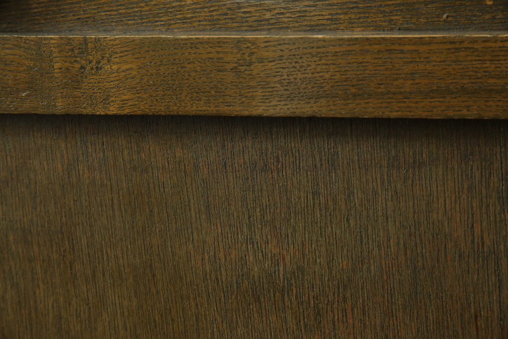 和製アンティーク　タモ材　ラワン材　ノスタルジックな雰囲気漂う古い教会のアームチェア2脚セット　(R-071466)