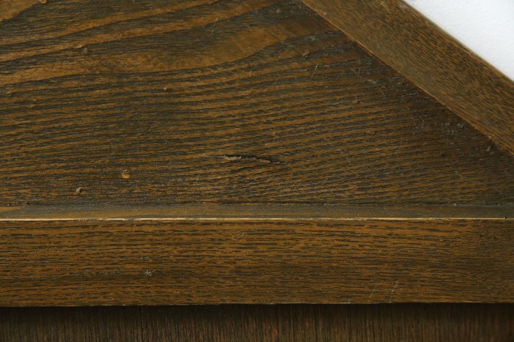 和製アンティーク　タモ材　ラワン材　ノスタルジックな雰囲気漂う古い教会のアームチェア2脚セット　(R-071466)