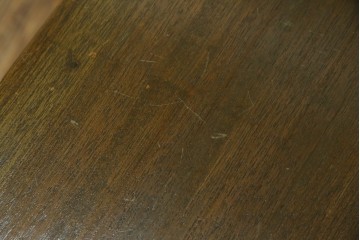 和製アンティーク　タモ材　ラワン材　ノスタルジックな雰囲気漂う古い教会のアームチェア2脚セット　(R-071466)