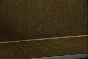 和製アンティーク　タモ材　ラワン材　ノスタルジックな雰囲気漂う古い教会のアームチェア　(R-071467)