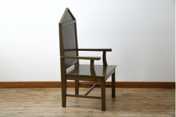 和製アンティーク　タモ材　ラワン材　ノスタルジックな雰囲気漂う古い教会のアームチェア　(R-071467)