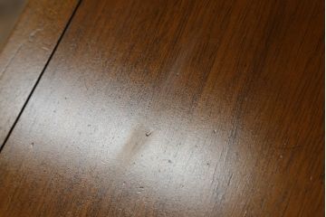 中古　DREXEL HERITAGE(ドレクセルヘリテイジ)　品のある佇まいが美しいサイドテーブル(電話台、ナイトテーブル、コンソールテーブル)(R-071471)