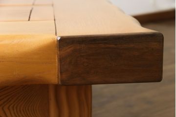 中古　美品　総欅(ケヤキ)材　明るい木の色味がお部屋を華やかに彩る囲炉裏テーブル(火鉢、木製火鉢、長火鉢、座卓、ローテーブル)(R-071475)
