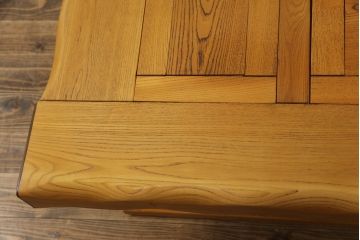 中古　美品　総欅(ケヤキ)材　明るい木の色味がお部屋を華やかに彩る囲炉裏テーブル(火鉢、木製火鉢、長火鉢、座卓、ローテーブル)(R-071475)