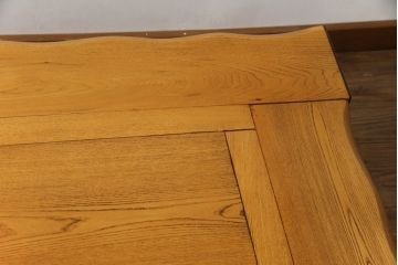 中古　美品　総欅(ケヤキ)材　明るい木の色味がお部屋を華やかに彩る囲炉裏テーブル(火鉢、木製火鉢、長火鉢、座卓、ローテーブル)(R-071475)
