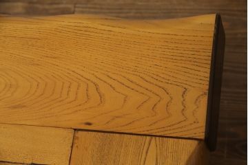 中古　美品　総欅(ケヤキ)材　明るい木の色味がお部屋を華やかに彩る囲炉裏テーブル(火鉢、木製火鉢、長火鉢、座卓、ローテーブル)(R-071475)