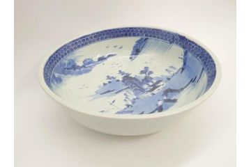 江戸後期　古伊万里　山水の図　約31cm　1尺　落ち着いた風景の染付に癒される大鉢(一尺、深皿、和食器)(R-071489)