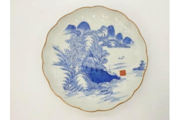 上手物　江戸後期　染付　山水図　約22cm　7寸　金の縁がアクセントになる上品な雰囲気溢れる中皿2枚セット(和皿、和食器、七寸)(R-071490)