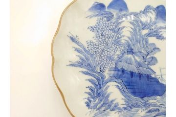 上手物　江戸後期　染付　山水図　約22cm　7寸　金の縁がアクセントになる上品な雰囲気溢れる中皿2枚セット(和皿、和食器、七寸)(R-071490)
