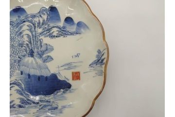 上手物　江戸後期　染付　山水図　約22cm　7寸　金の縁がアクセントになる上品な雰囲気溢れる中皿3枚セット(和皿、和食器、七寸)(R-071492)