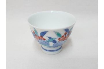今泉今右衛門　錦桃絵　鮮やかな色合いの桃絵が美しい茶器セット(急須、湯呑み5客、湯のみ、茶道具、色鍋島、色絵、和食器、共箱付き)(R-071494)
