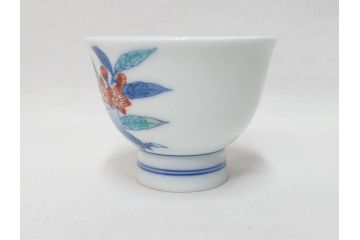 今泉今右衛門　錦桃絵　鮮やかな色合いの桃絵が美しい茶器セット(急須、湯呑み5客、湯のみ、茶道具、色鍋島、色絵、和食器、共箱付き)(R-071494)