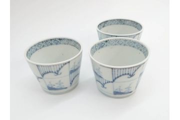 江戸後期　古伊万里　染付　枠絵羊歯文　優しい色合いが魅力的なそば猪口3客セット(シダ、蕎麦猪口、湯呑み、湯のみ、和食器)(R-071496)