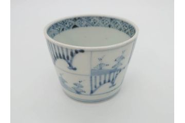 江戸後期　古伊万里　染付　枠絵羊歯文　優しい色合いが魅力的なそば猪口3客セット(シダ、蕎麦猪口、湯呑み、湯のみ、和食器)(R-071497)