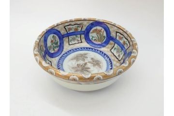 上手物　明治期　伊万里　金彩　染付　窓絵　約19cm　6.2寸　緻密に描かれた上品な絵柄が美しい深鉢(もみじ、紅葉、モミジ、草花、深皿、和皿、和食器、六寸二分)(R-071501)