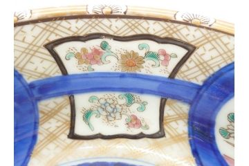 上手物　明治期　伊万里　金彩　染付　窓絵　約19cm　6.2寸　緻密に描かれた上品な絵柄が美しい深鉢(もみじ、紅葉、モミジ、草花、深皿、和皿、和食器、六寸二分)(R-071501)