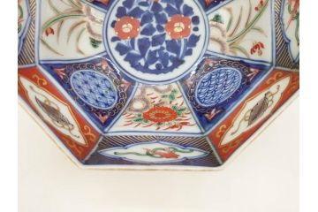 江戸期?　大明成化年製　伊万里　金襴手　色絵　染付　約13cm　4.2寸　繊細に描かれた多様な図柄が食卓に彩を与える小鉢2客セット(巻物、草花、八角、深鉢、深皿、和皿、和食器、四寸二分)(R-071502)