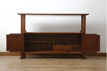 和製ビンテージ　美品!!　最高級!!　黒田辰秋インスパイア作品　指物職人手造り　総欅(ケヤキ)材　拭き漆塗り　美しい杢目が上質な和の雰囲気を演出する隠し収納付き飾り棚(茶棚、収納棚、サイドボード、店舗什器、ヴィンテージ)(定価約170万円)(R-071504)