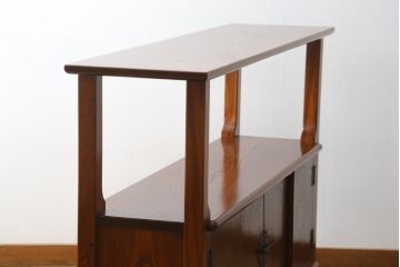 和製ビンテージ　美品!!　最高級!!　黒田辰秋インスパイア作品　指物職人手造り　総欅(ケヤキ)材　拭き漆塗り　美しい杢目が上質な和の雰囲気を演出する隠し収納付き飾り棚(茶棚、収納棚、サイドボード、店舗什器、ヴィンテージ)(定価約170万円)(R-071504)