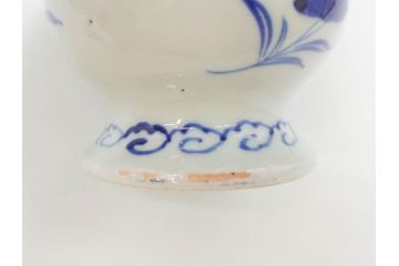 江戸期　古伊万里　染付　花唐草　大胆に描かれた花模様が印象的な盃洗(杯洗、皿、高台鉢、台鉢、和食器)(R-071505)