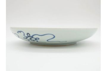 上手物　江戸期　古伊万里　富貴長春　染付　約31cm　1尺皿　大胆に絵付けされた鳥たちが味わい深い魅力を放つ大皿(鶴?、ツル?、鷺?、サギ?、和皿、和食器、一尺)(R-071508)