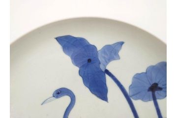 上手物　江戸期　古伊万里　富貴長春　染付　約31cm　1尺皿　大胆に絵付けされた鳥たちが味わい深い魅力を放つ大皿(鶴?、ツル?、鷺?、サギ?、和皿、和食器、一尺)(R-071508)