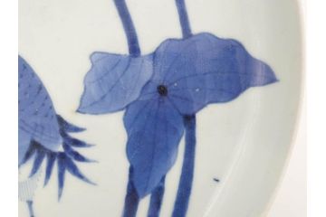 上手物　江戸期　古伊万里　富貴長春　染付　約31cm　1尺皿　大胆に絵付けされた鳥たちが味わい深い魅力を放つ大皿(鶴?、ツル?、鷺?、サギ?、和皿、和食器、一尺)(R-071508)