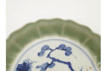 江戸期　太明成化年製　古伊万里　青磁　染付　約27cm　8.9寸　優しい色合いが上品な和の雰囲気を醸し出す大皿(人物、馬、和皿、和食器、八寸九分)(R-071509)