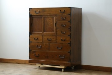 中古　美品　高級品　国産　職人手造り品　三方欅(ケヤキ)材　引き出し10杯の収納箪笥　(R-071510)