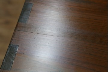 中古　美品　高級品　国産　職人手造り品　三方欅(ケヤキ)材　引き出し10杯の収納箪笥　(R-071510)