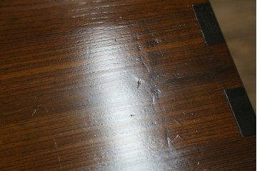 中古　美品　高級品　国産　職人手造り品　三方欅(ケヤキ)材　引き出し10杯の収納箪笥　(R-071510)