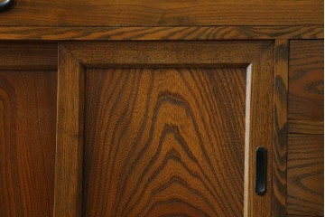 中古　美品　高級品　国産　職人手造り品　三方欅(ケヤキ)材　引き出し10杯の収納箪笥　(R-071510)