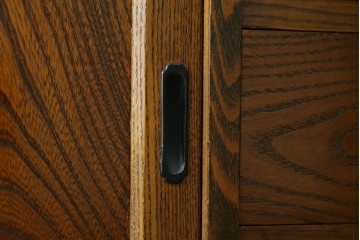 中古　美品　高級品　国産　職人手造り品　三方欅(ケヤキ)材　引き出し10杯の収納箪笥　(R-071510)