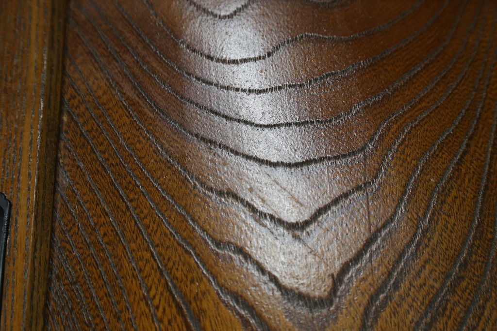 中古　美品　高級品　国産　職人手造り品　三方欅(ケヤキ)材　引き出し10杯の収納箪笥　(R-071510)