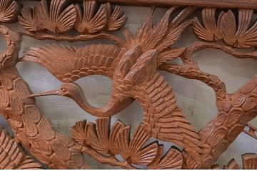 アンティーク建具　花梨(カリン)材　松と鶴の彫刻が風情を感じる両面彫刻欄間1枚(明り取り、明かり取り)(R-071534)