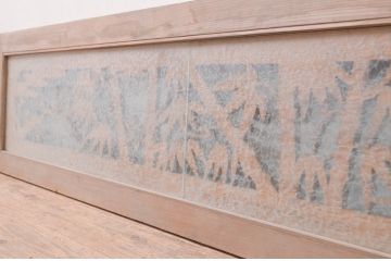 アンティーク建具　片面ガラス　吉祥の象徴とされる松竹梅の彫刻欄間1枚(明り取り、明かり取り)(R-071537)