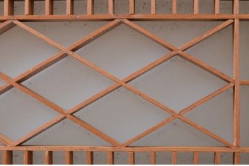アンティーク建具　片面ガラス　品のあるデザインが魅力的な組子入り筬欄間1枚(明り取り、明かり取り、オサランマ、おさらんま)(R-071540)