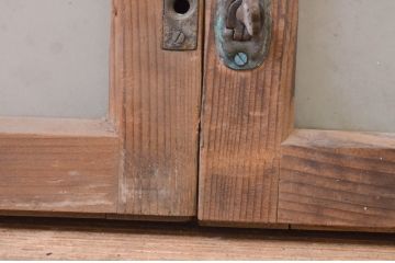 アンティーク建具　経年によって増した味わいが魅力的な横長窓2枚セット(明かり取り、明り取り、欄間、ガラス戸、引き戸)(R-071562)