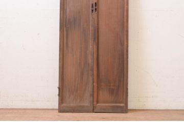アンティーク建具　杉材　柾目の美しい幅狭扉1対2枚セット(ドア、木製扉、両開き戸)(R-071563)
