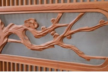 アンティーク建具　片面ガラス入り　格子と松竹梅の彫刻が素敵な欄間2枚セット(明かり取り、明り取り)(R-071564)