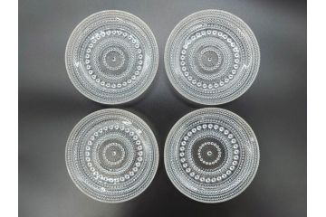 ビンテージ　ARABIA FINLAND　Kastehelmi(カステヘルミ)　洗練されたデザインが美しいボウル&ミルクポット&プレート4枚セット(アラビア、フィンランド、北欧食器、ガラス、クリーマー、ミルクジャー、皿、ヴィンテージ)(検索ワード:ヌータヤルヴィ(Nuutajarvi)、iittala(イッタラ))(R-071566)