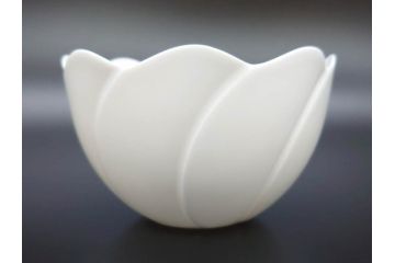 希少　ドイツ　マイセン　Meissen　透き通るような白色となめらかなデザインが素敵なボウル(洋食器)(R-071570)