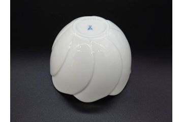 希少　ドイツ　マイセン　Meissen　透き通るような白色となめらかなデザインが素敵なボウル(洋食器)(R-071570)